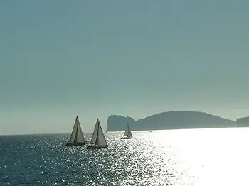 Elisart Πανσιόν