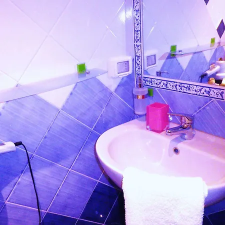 Elisart Πανσιόν